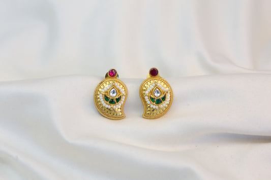 Gold  Paisley Jadau Kundan Studs (101-38)