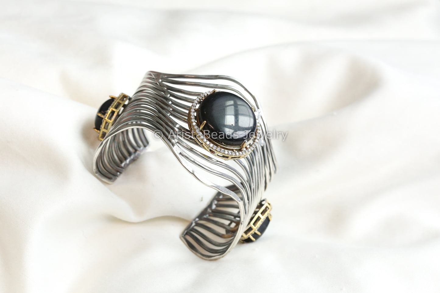 Silver tone Stone Bracelet - Black (ABJ-B101-8)