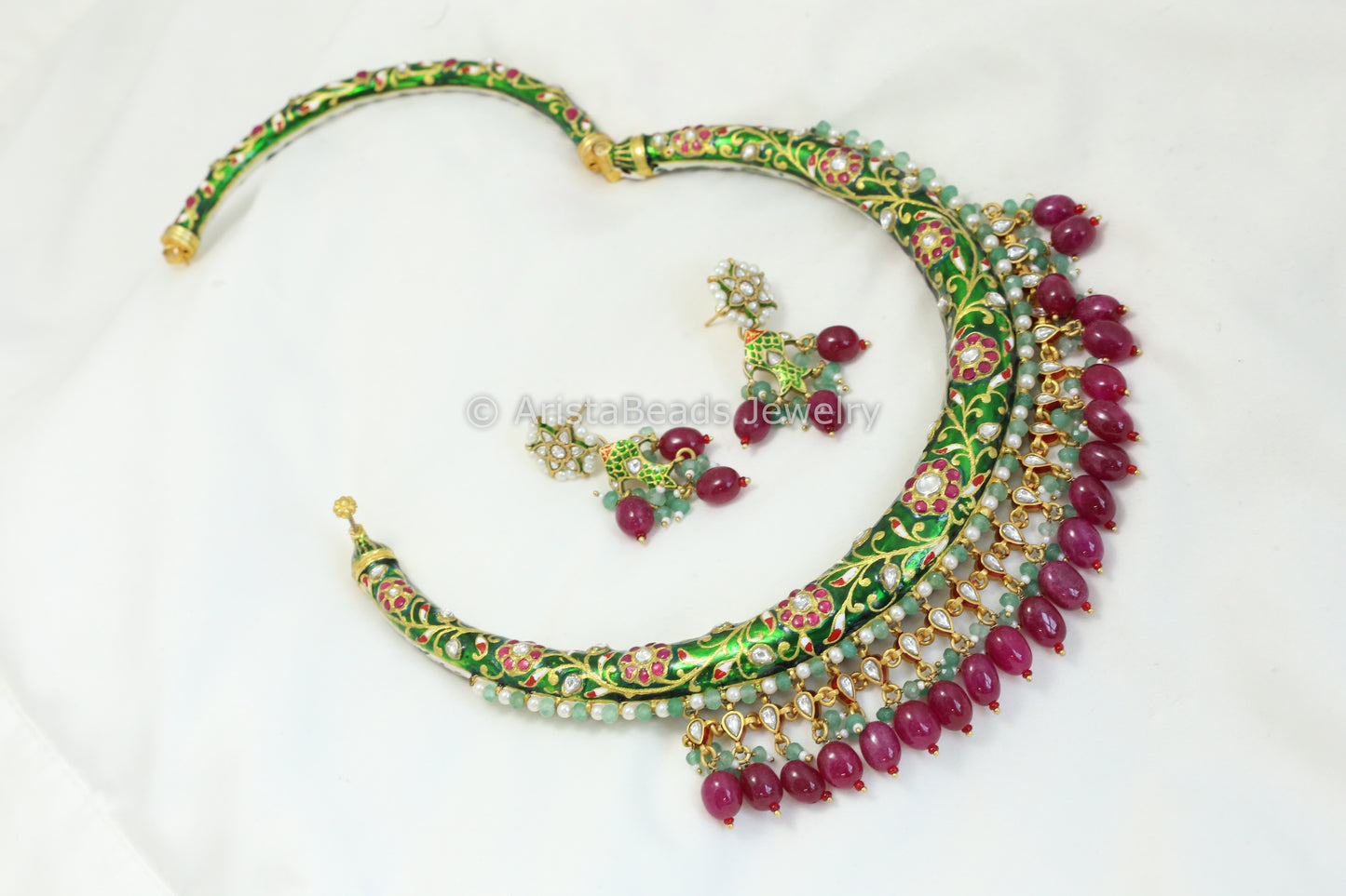 Handcrafted Rajwada Meenakari Kundan Hasli Set - Green