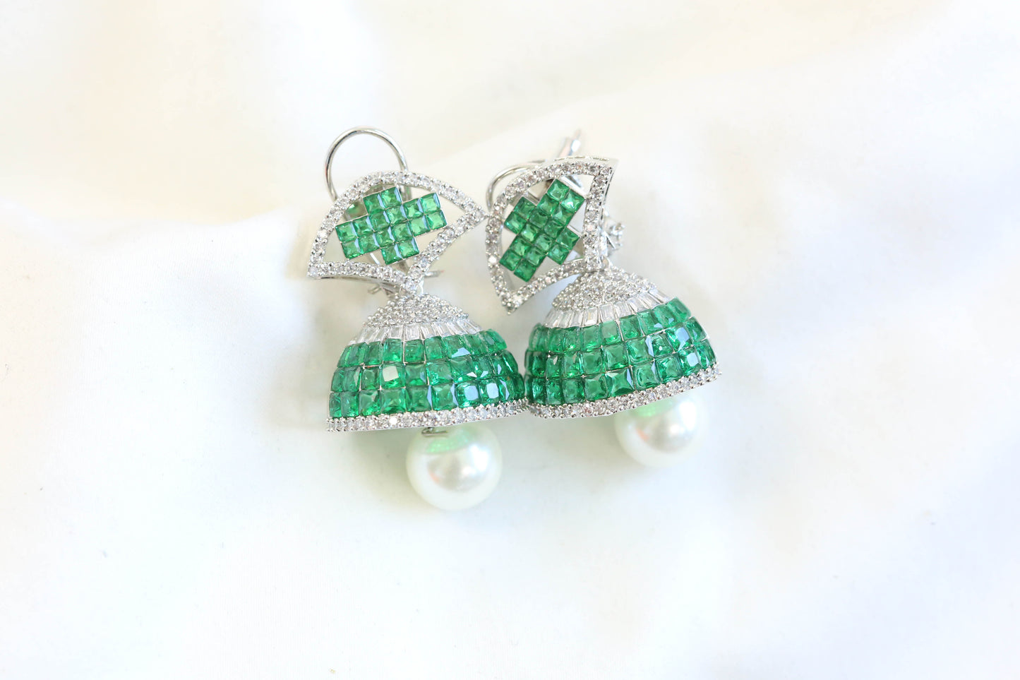 Sumati Invisible Settings Jhumka -Green (101-43)