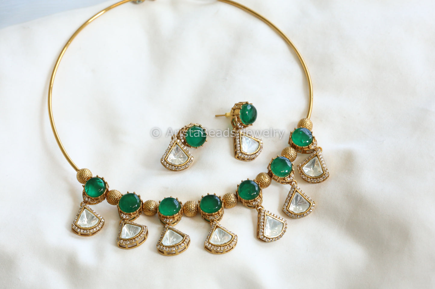 Emerald Pota Doublet Stone & Polki Hasli Set (102-23)