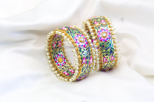 Handmade Kundan Enamel Bangle (B101-18)