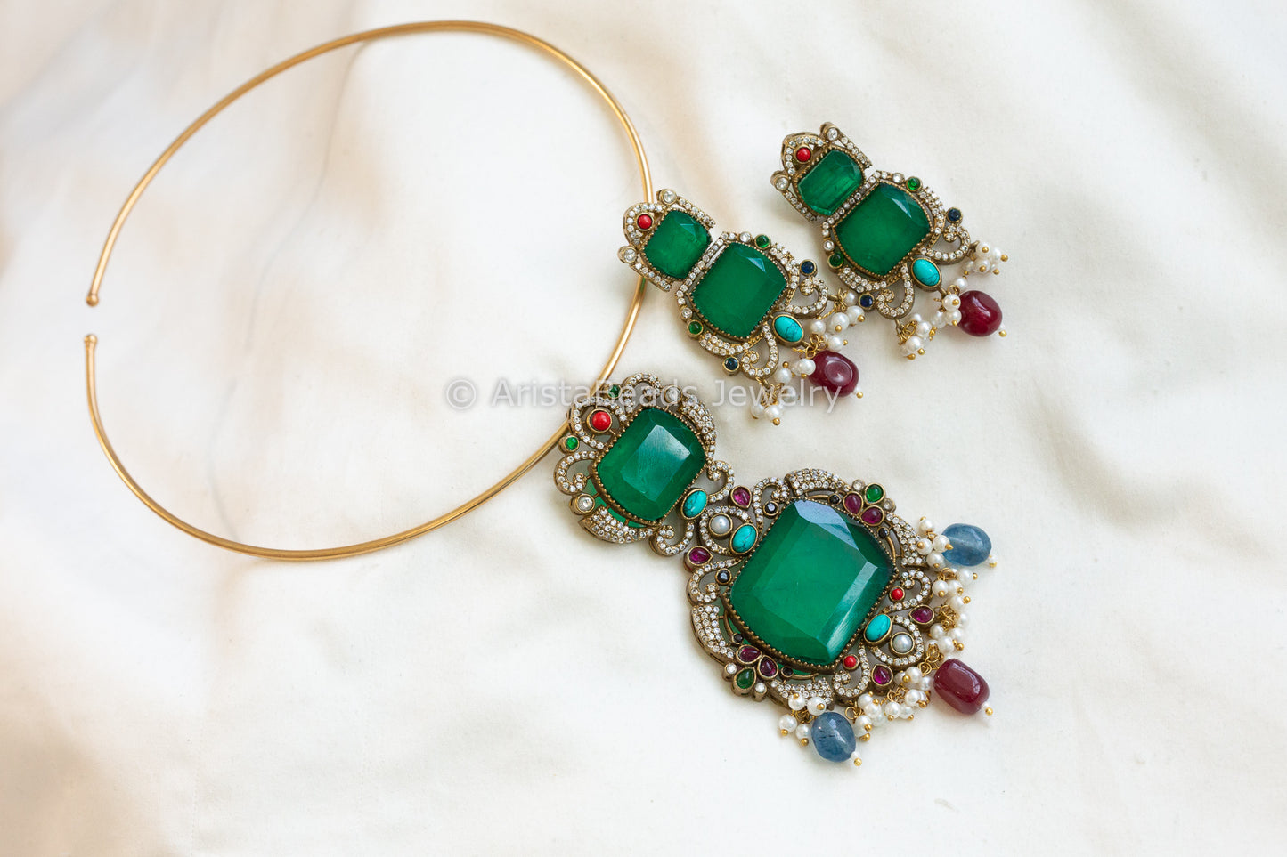 Green Doublet Navratna Hasli Set (102-66)
