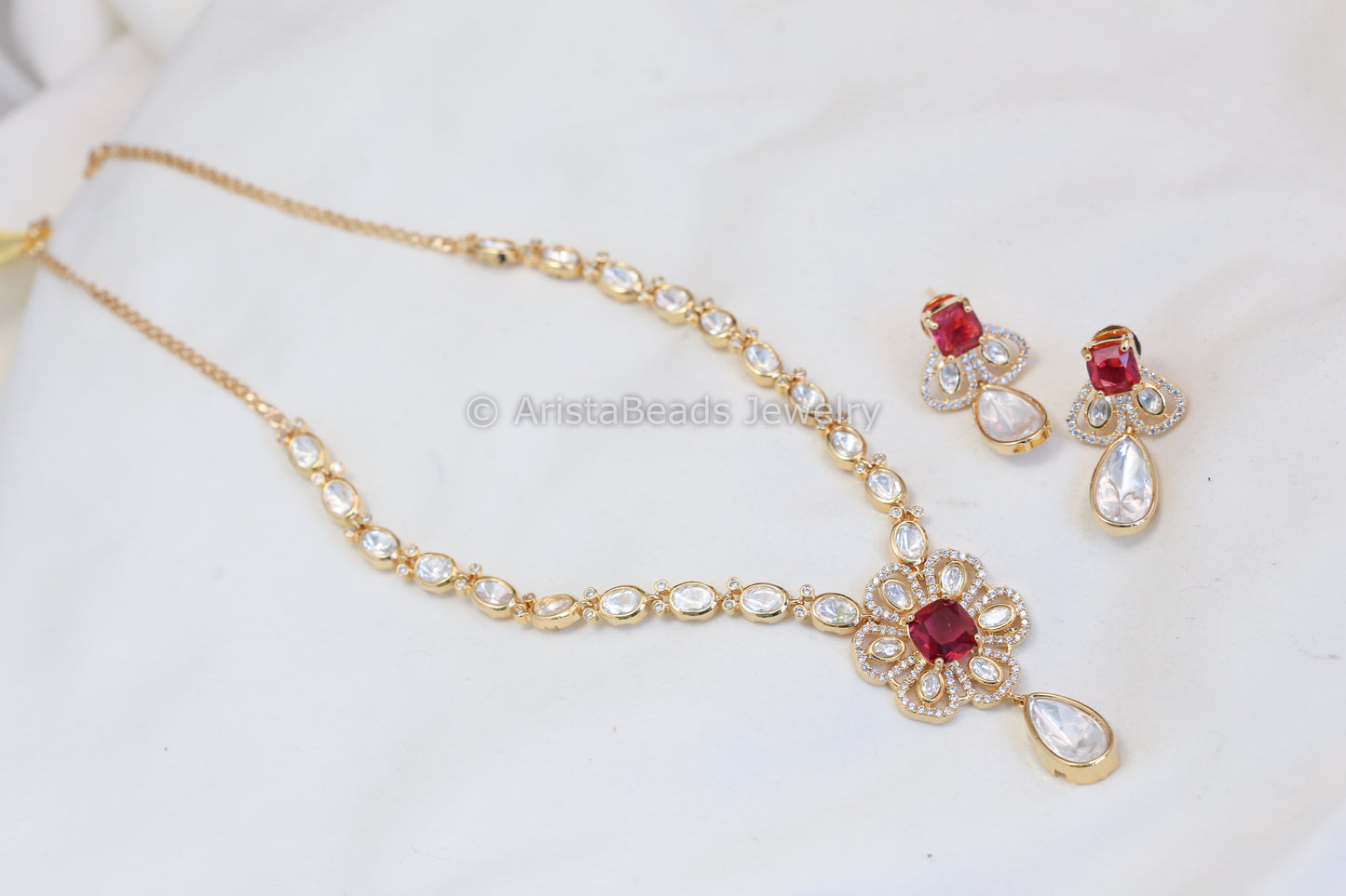 Dainty Uncut Polki Kundan Set - Red
