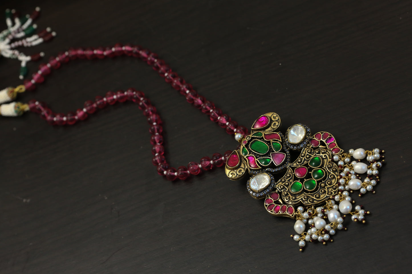 Fusion Jadau Kundan In Melon Beads Chain