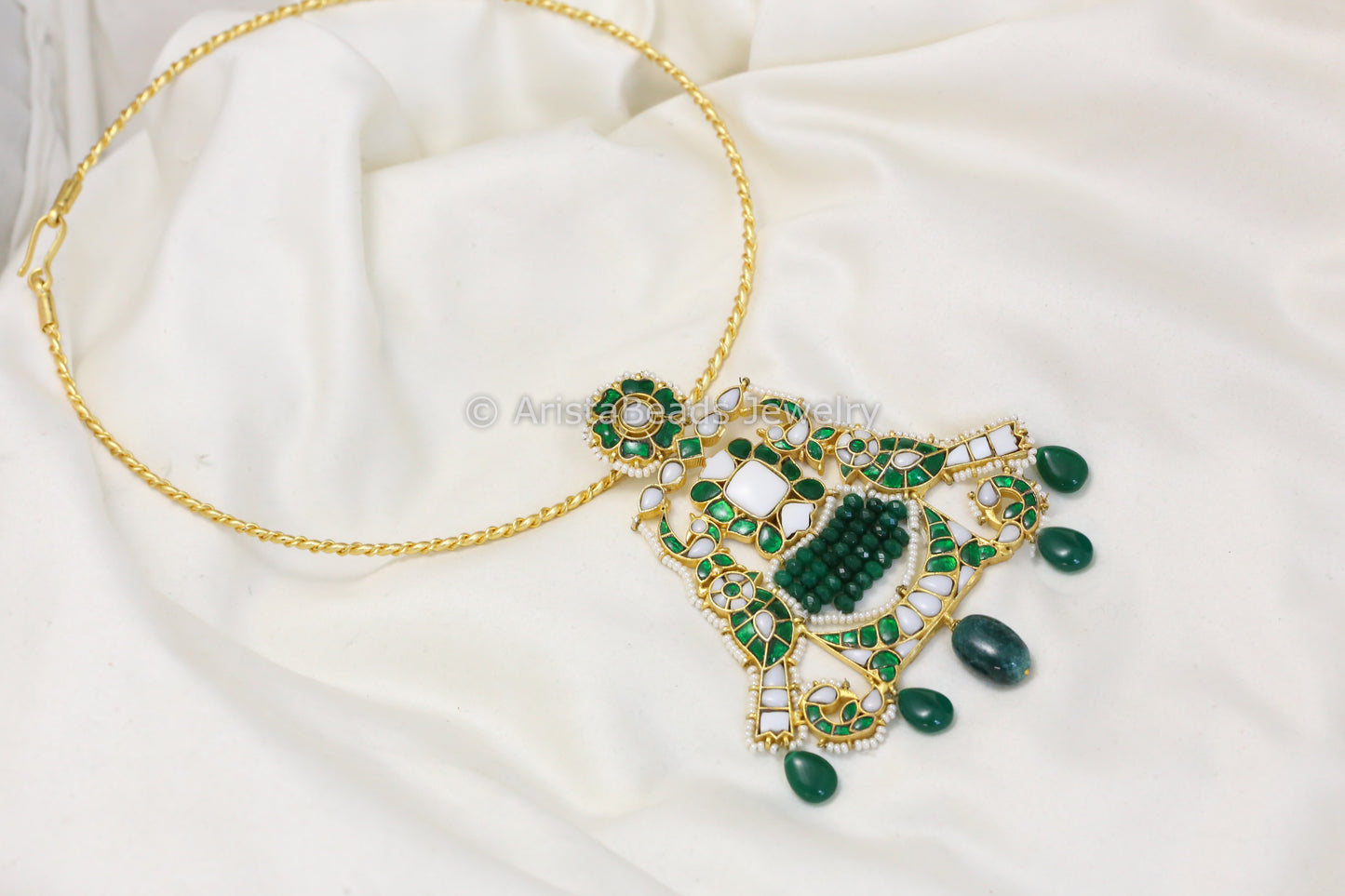 Green MOP Jadau Necklace (Removable Hasli)