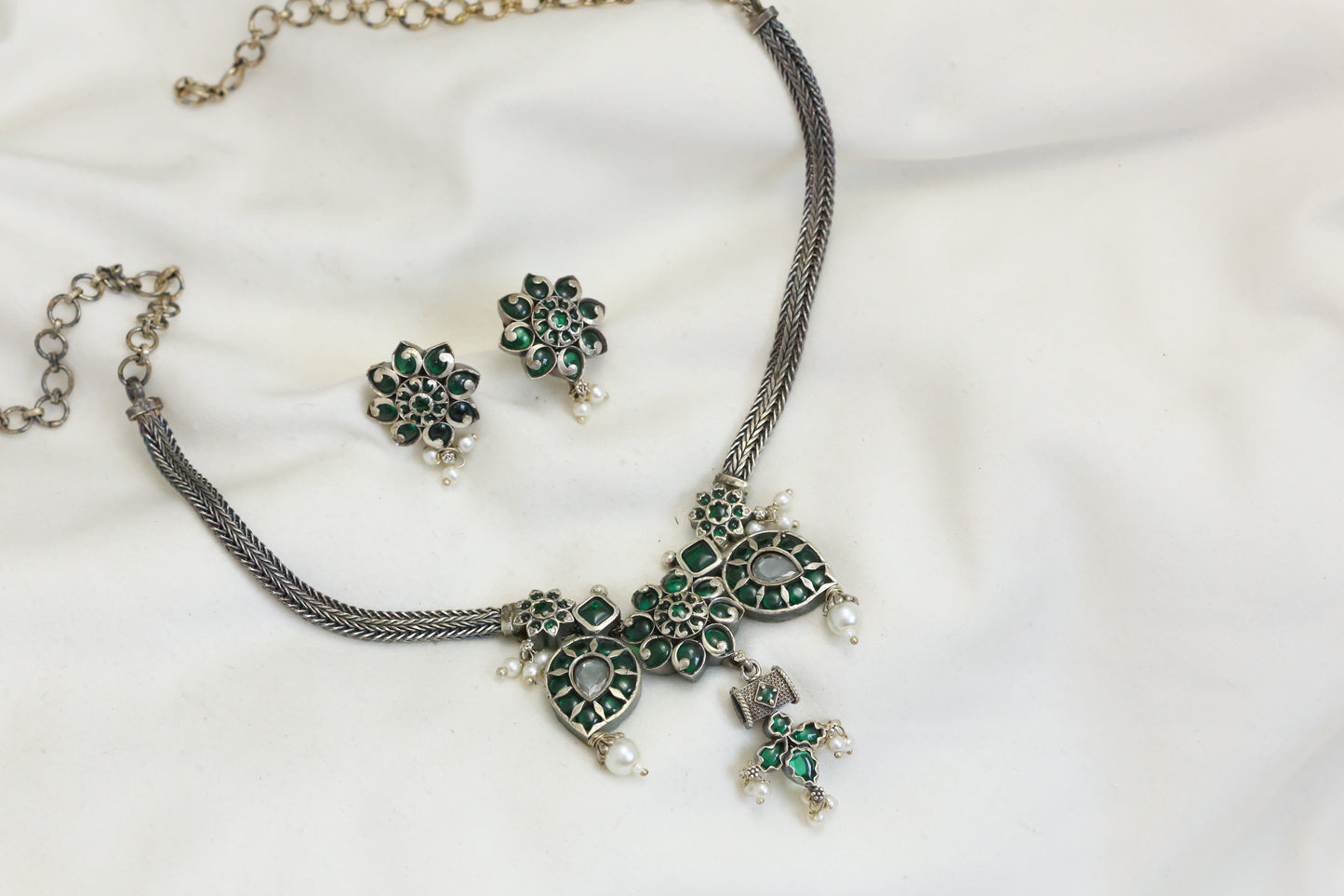 Dainty Kemp Necklace Set - Green