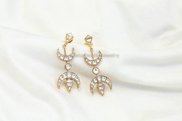 Contemporary Chandrika Earrings - Clear