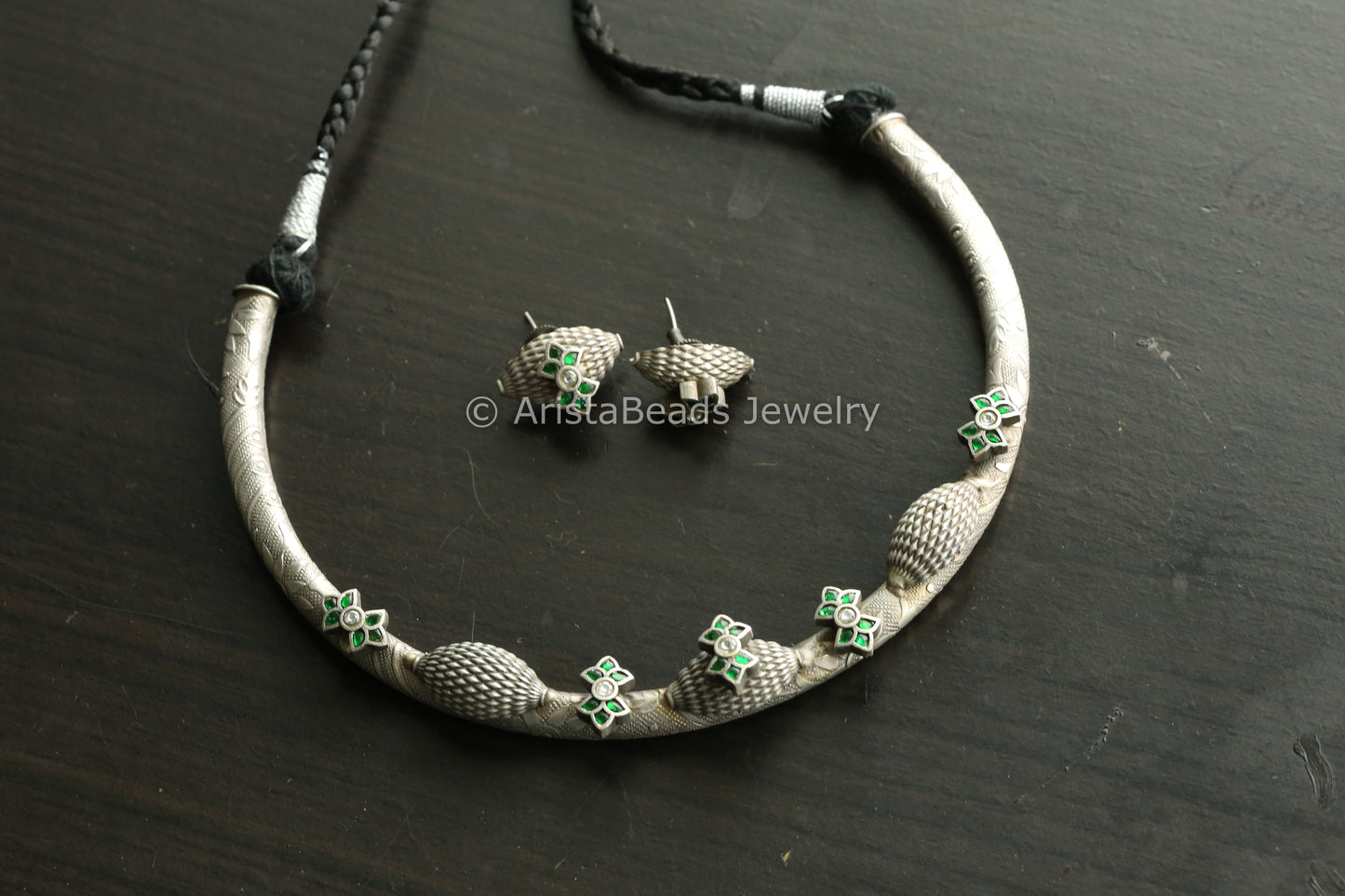 Jadau Silve Finish Hasli Set - Green