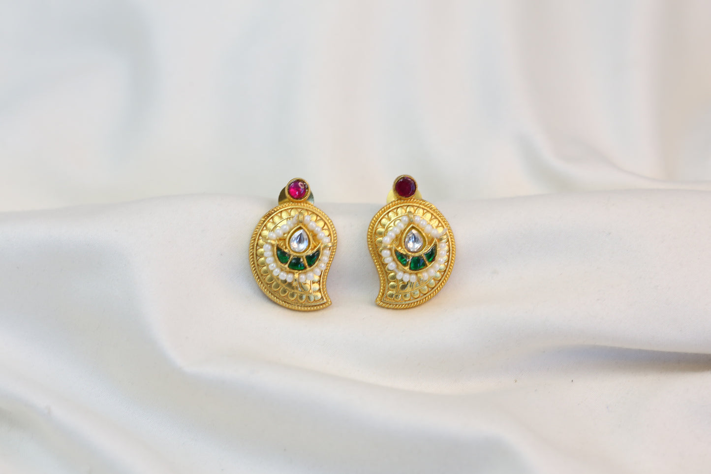 Gold  Paisley Jadau Kundan Studs (101-38)