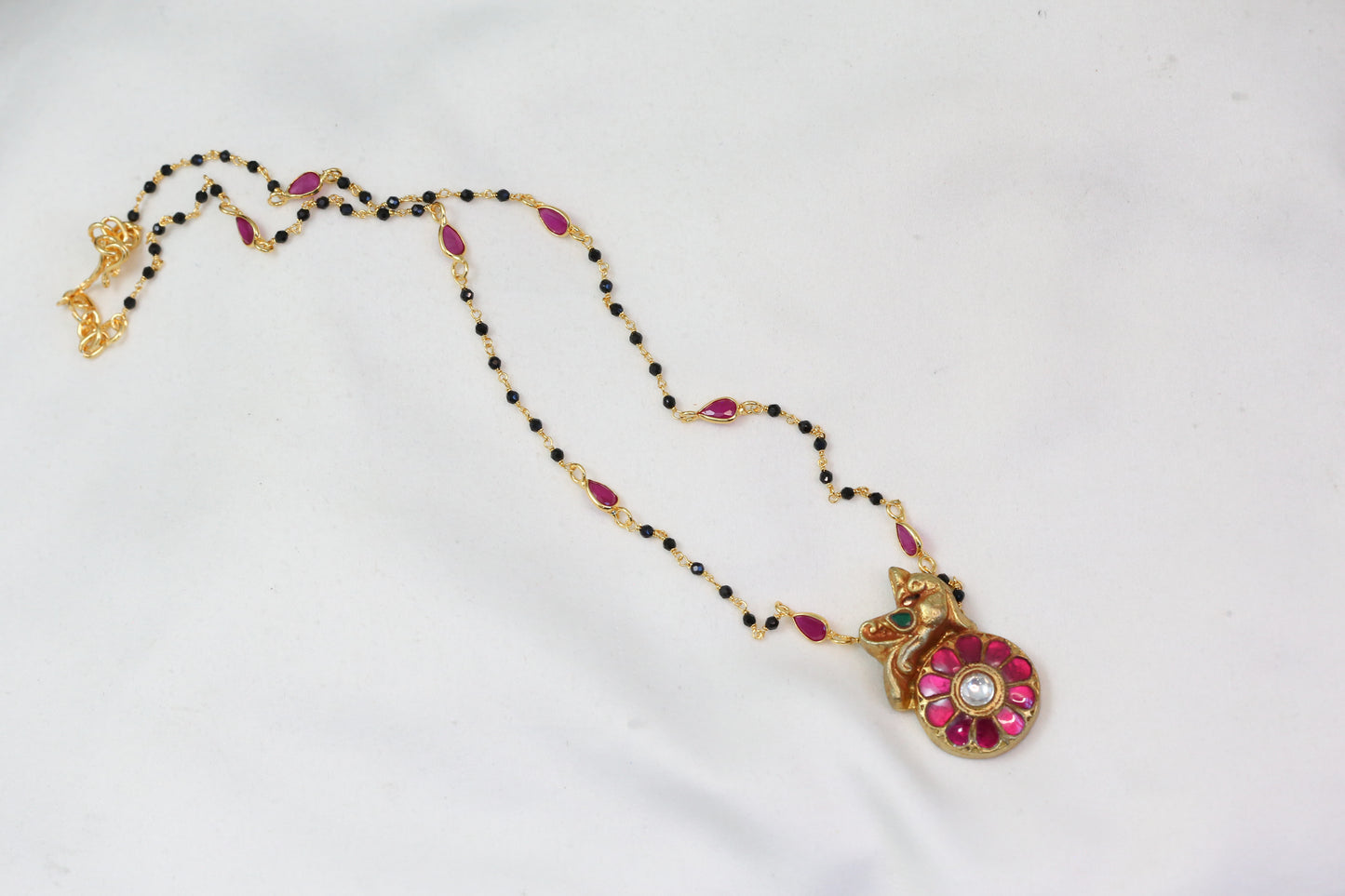 Jadau Black Bead Chain