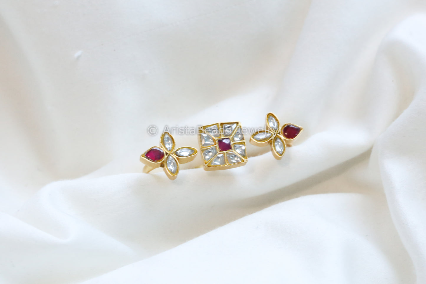 Jadau Kundan Two Finger Bar Ring (Adjustable) -Ruby Clear