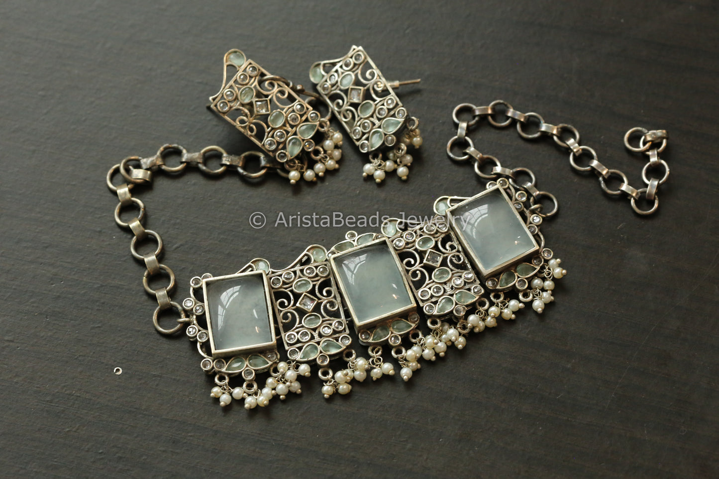 Gray Quartz Oxidized Choker Set