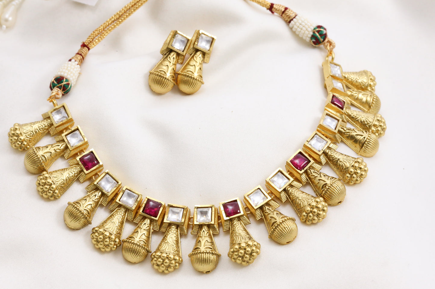 Swarna Antique Gold Kundan Necklace Set - Ruby