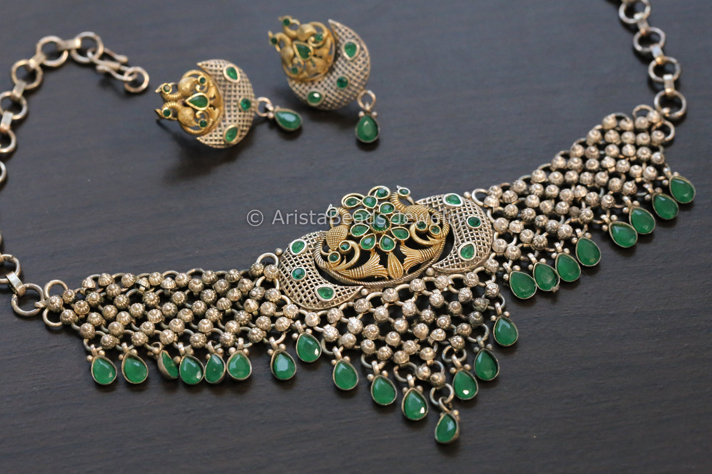 Silver Look Alike Flexible Necklace Set - Green