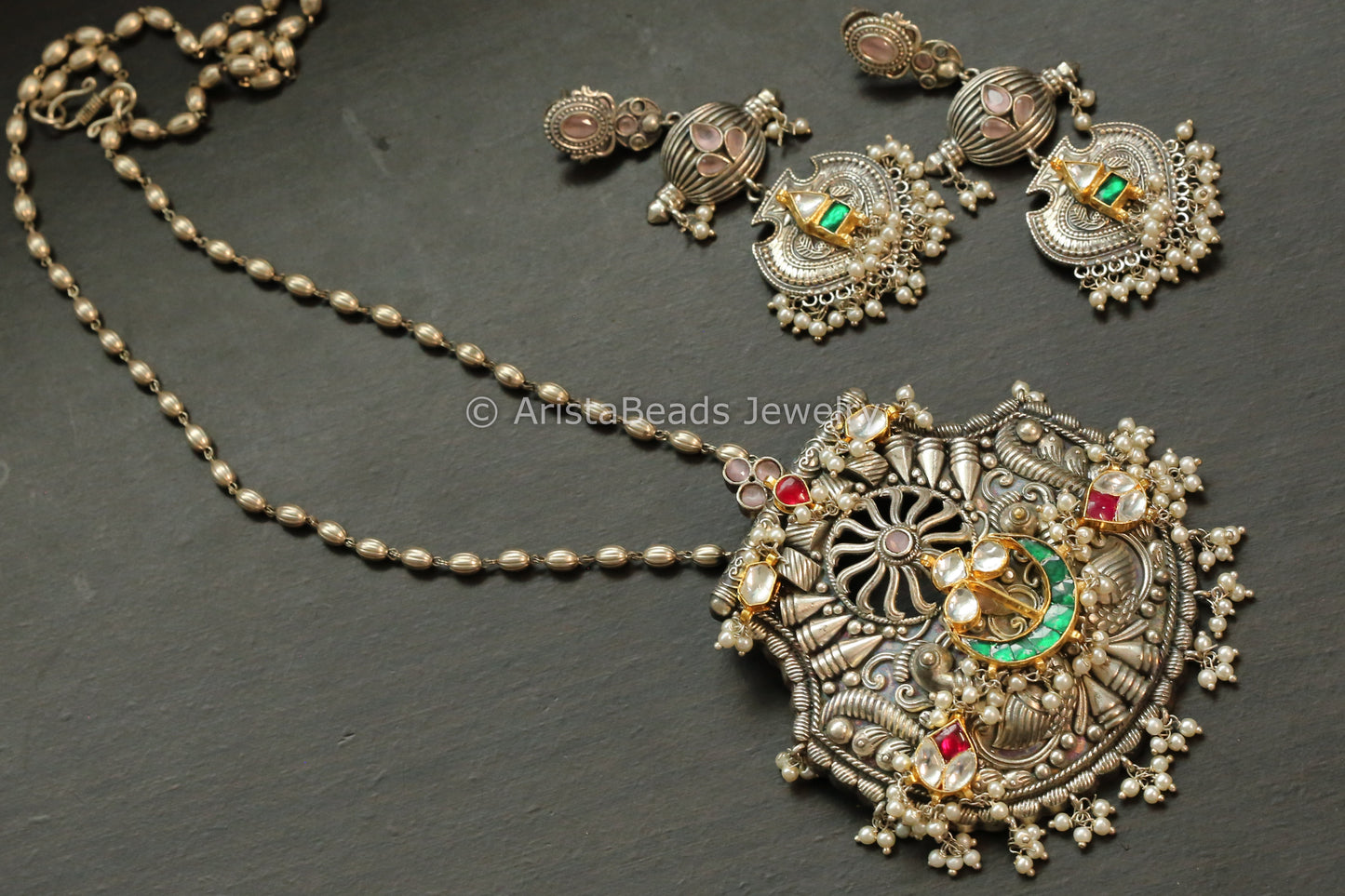 Brass Based Dual Tone Pachi Kundan Necklace Set - Green