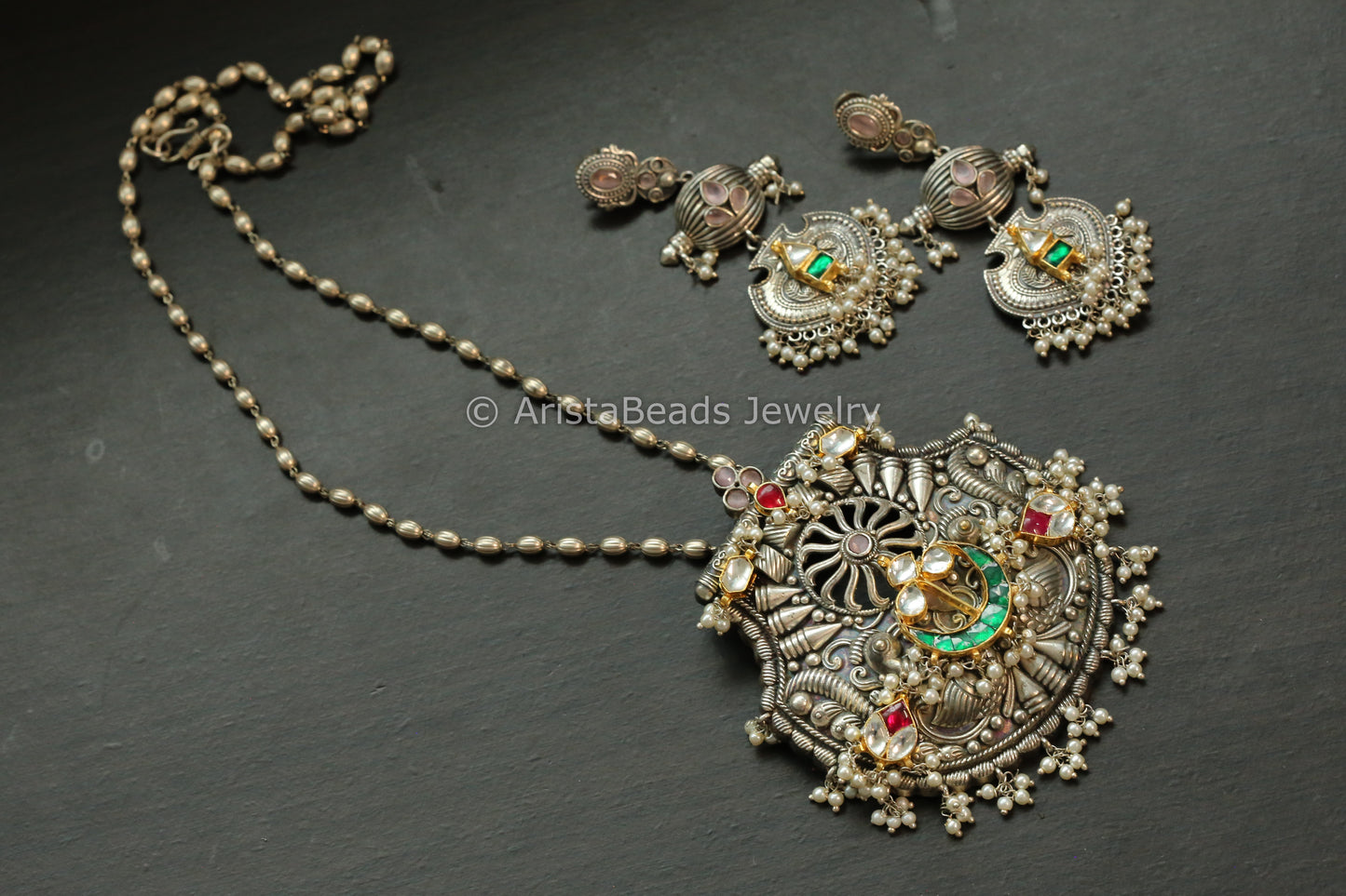 Brass Based Dual Tone Pachi Kundan Necklace Set - Green