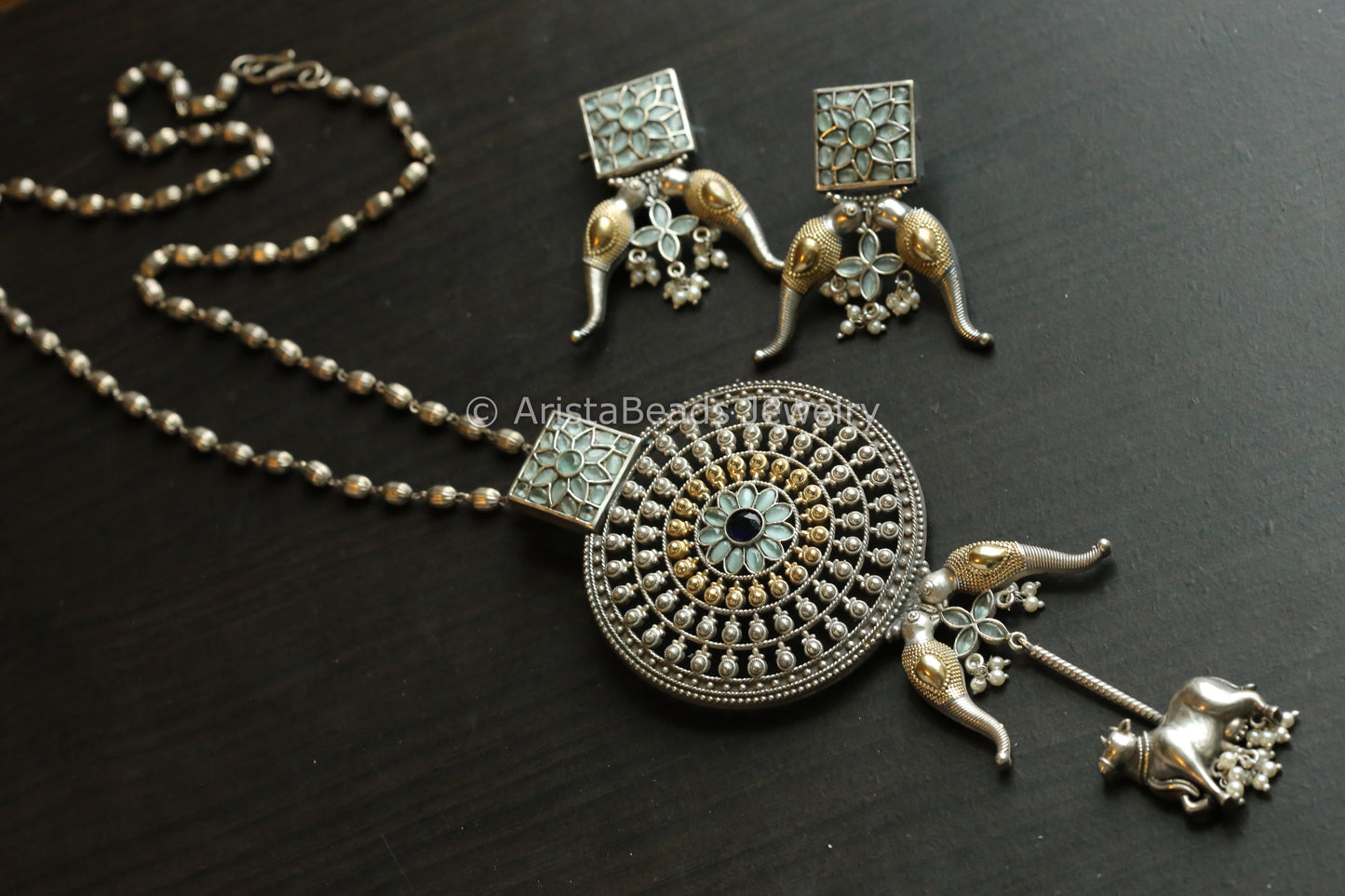 Contemporary Silver Look Dual Tone Necklace Set -Mint Blue