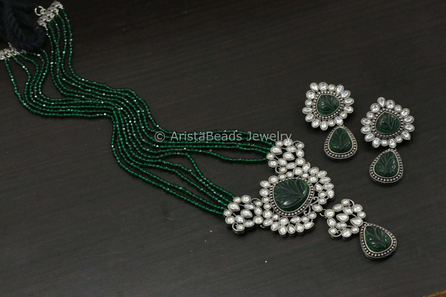 Green Carved Stone Necklace Set