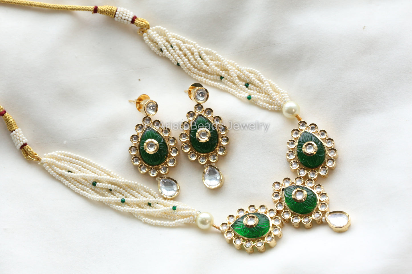 Dainty Uncut Foil Kundan Necklace/ Choker Set - Green