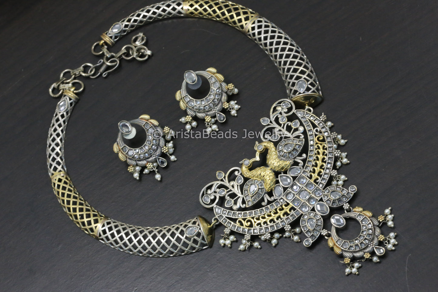 Dual Tone Hasli Necklace Set - Clear