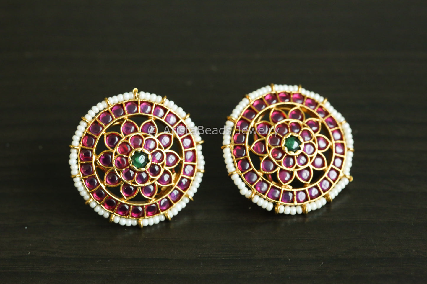 Kemp Multicolor Stud