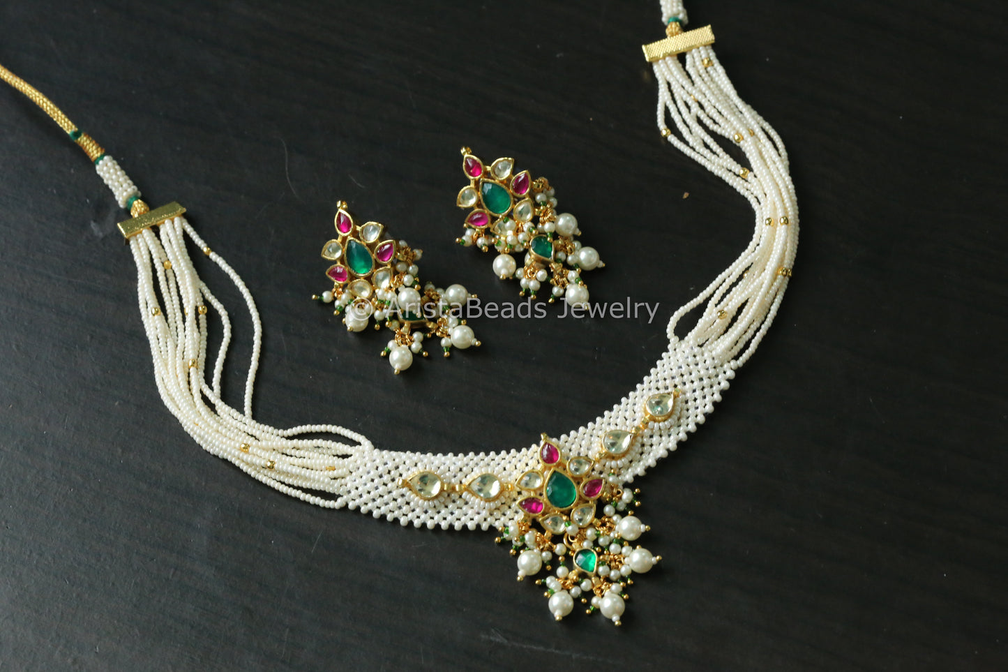 Dainty Pachi Kundan Necklace Set