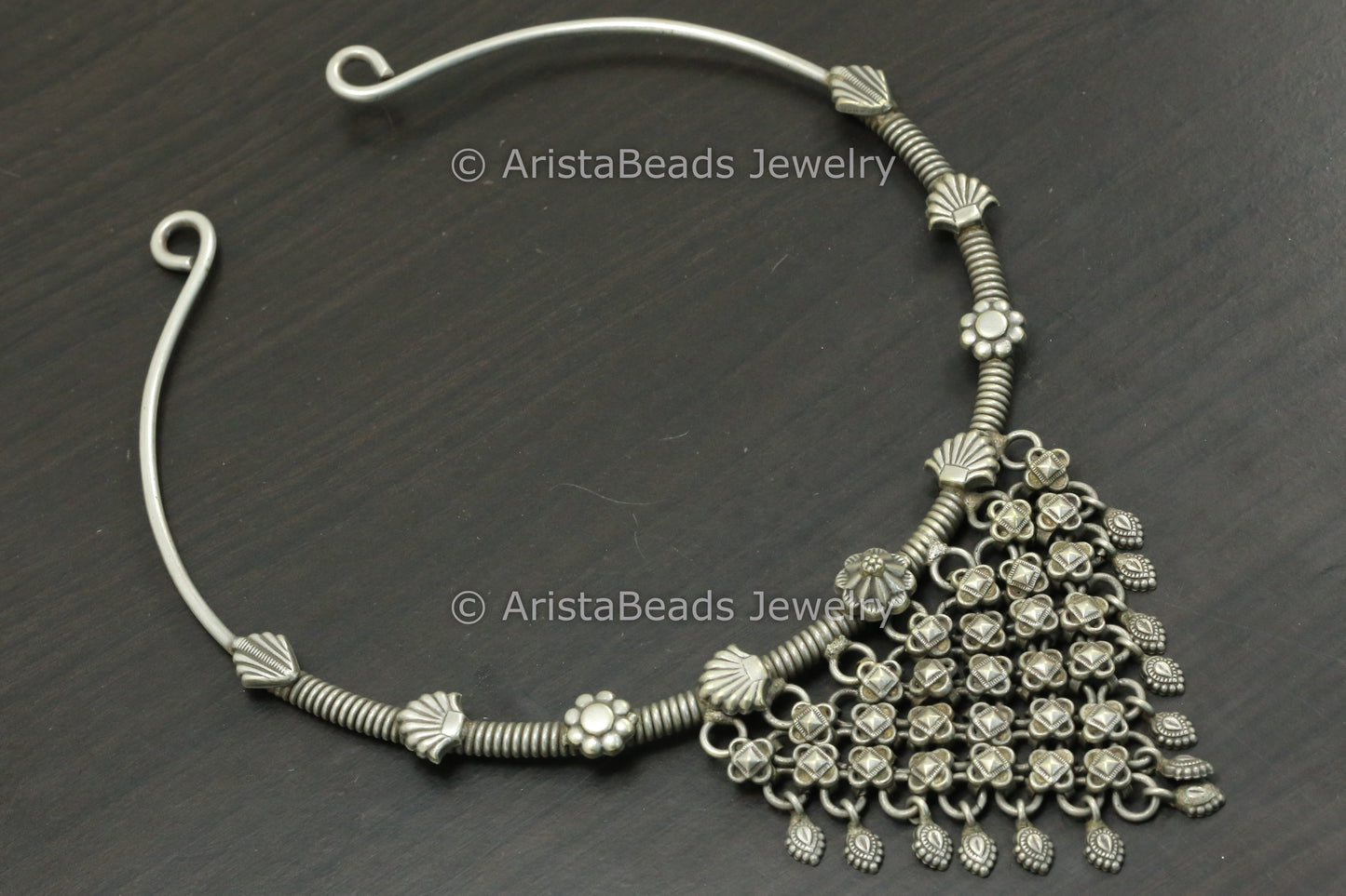 Silver Look Alike Hasli Necklace
