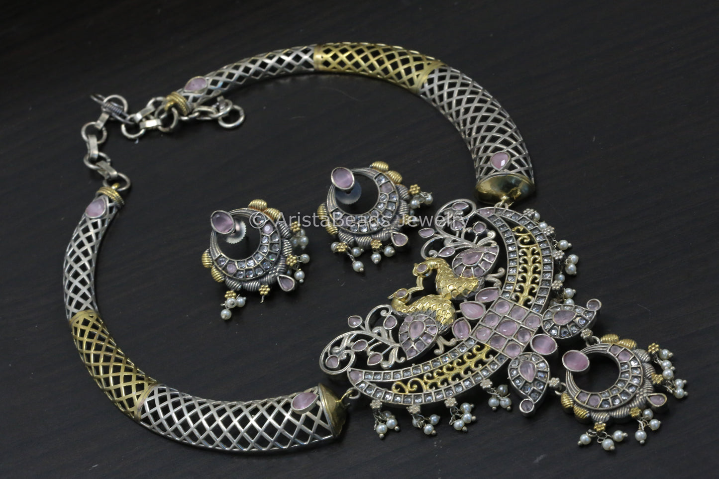 Dual Tone Hasli Necklace Set - Pink