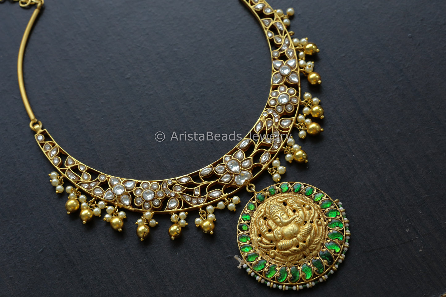 Jadau Kundan Ganesha Hasli Necklace