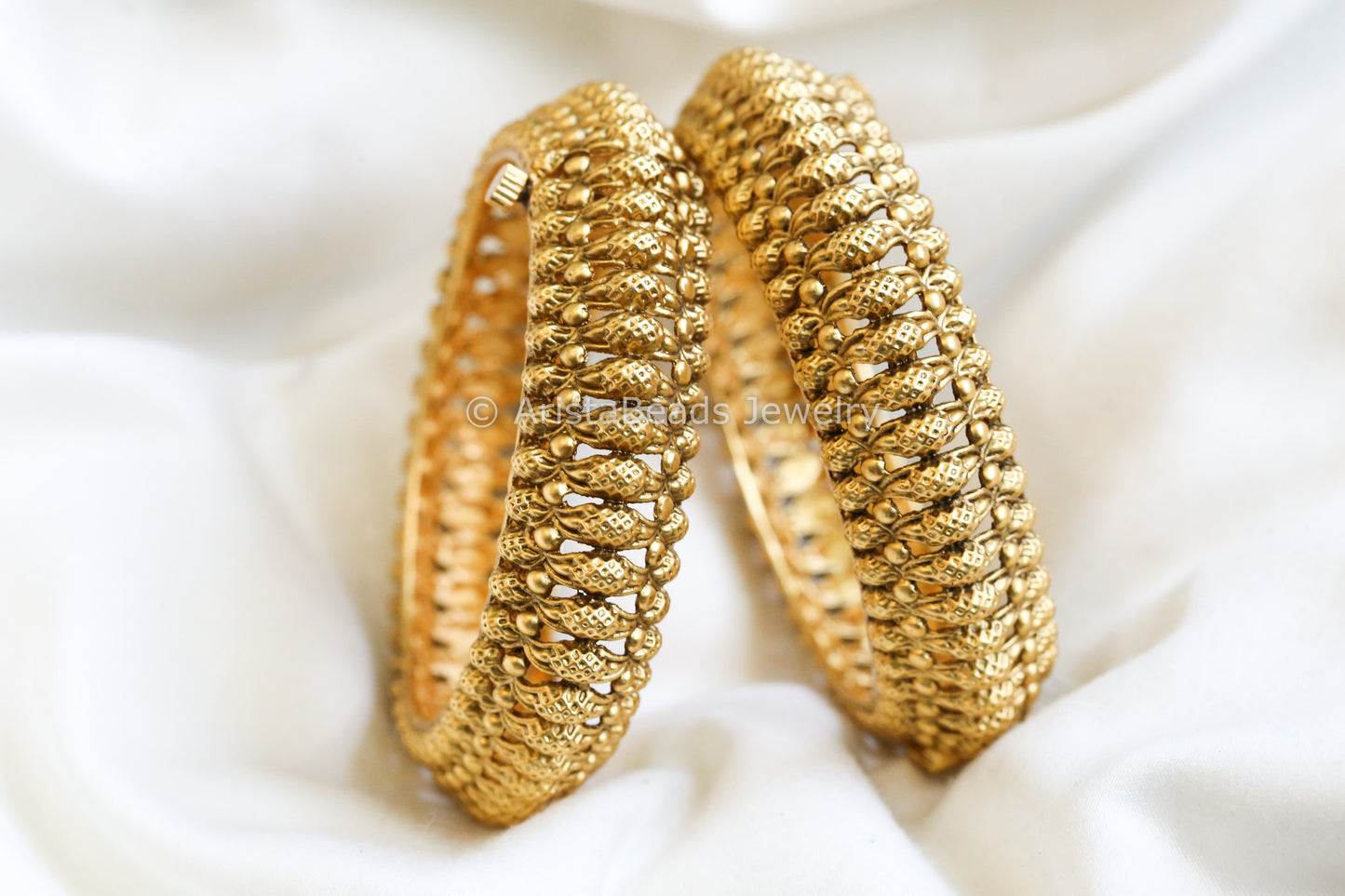 Antique Gold Bangle Set, Size -2.6 (Openable)