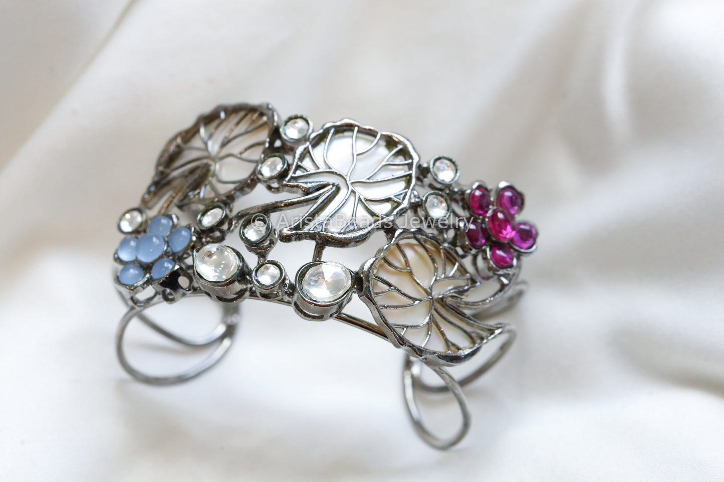 MOP & Kundan Victorian Bracelet ( Adjustable)