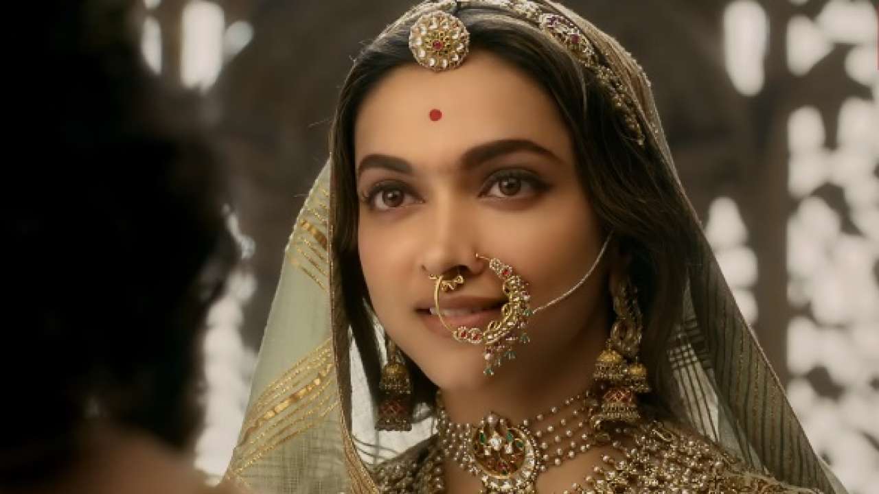 Deepika Jadau Kundan Choker Necklace