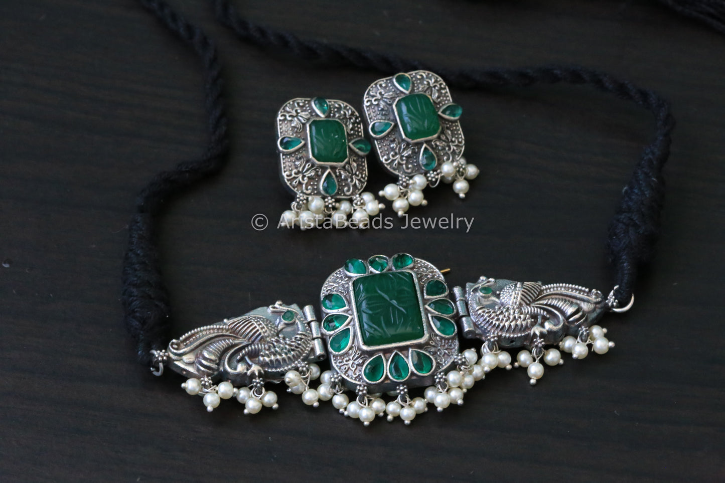 Silver Look Green Choker Set