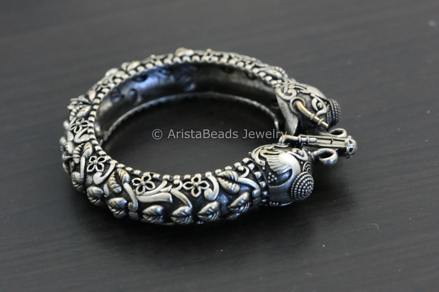 Silver Look Elephant Bangle