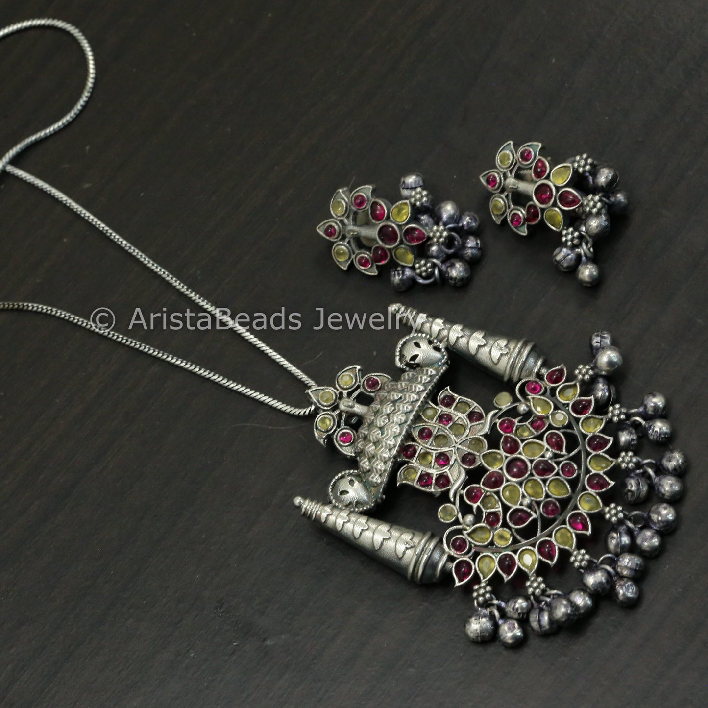 Dainty Kemp Stone Pendant Set- Yellow Red