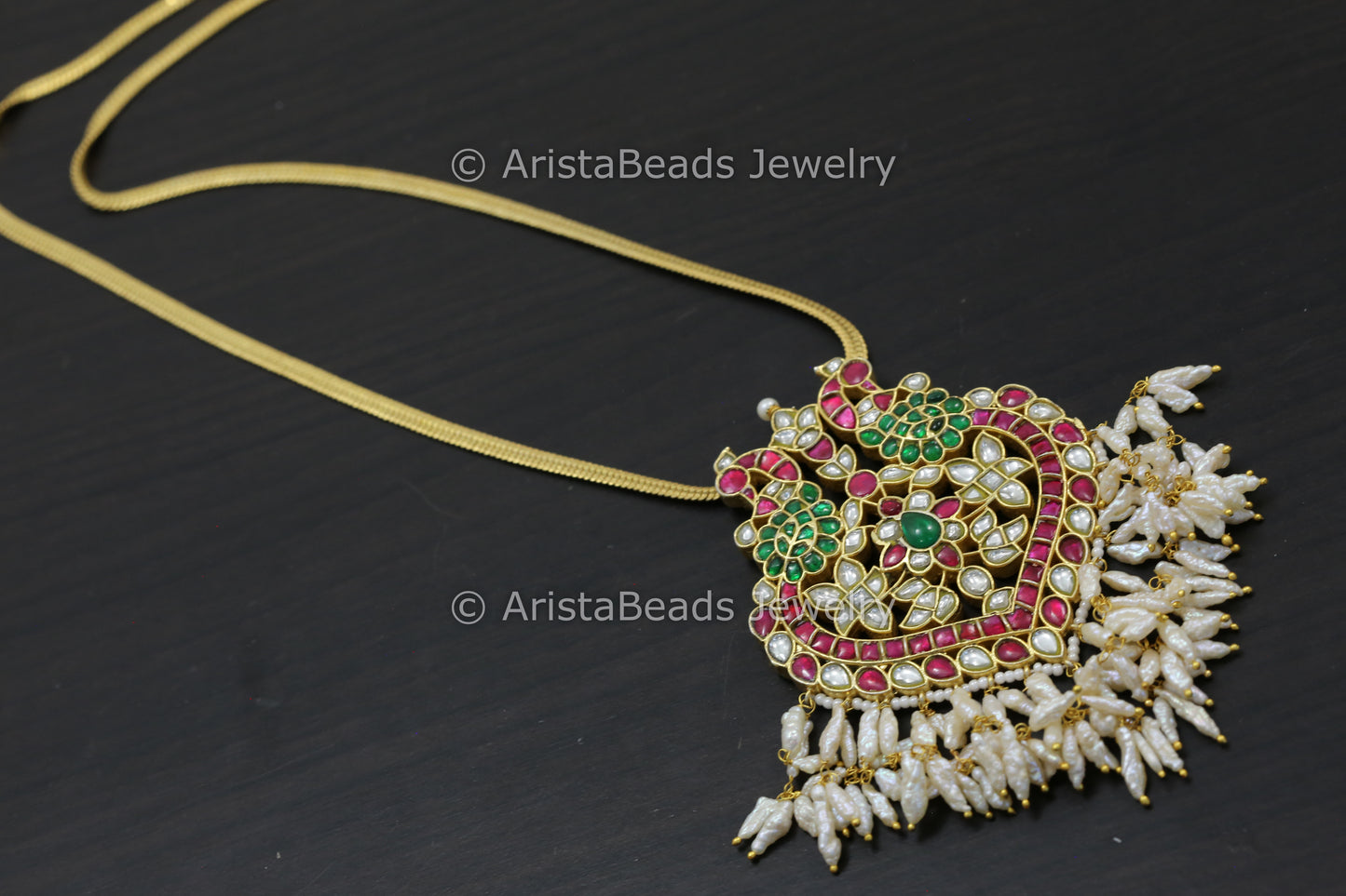 Jadau Kundan Necklace In Gold Chain