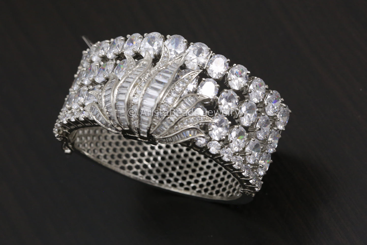 Premium Quality CZ Bracelet (openable)
