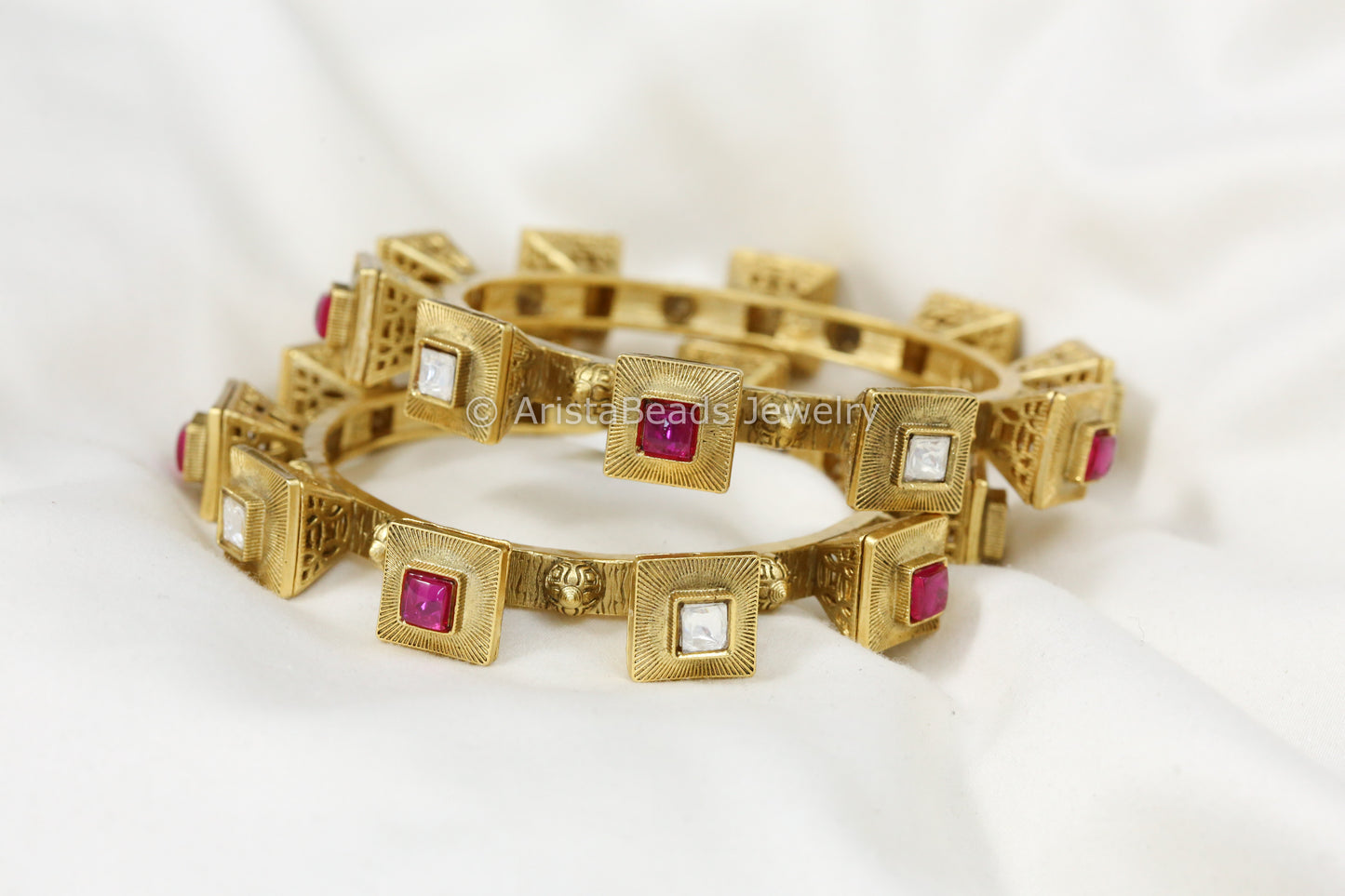 Antique Gold Pacheli Bangle Set (2.8)