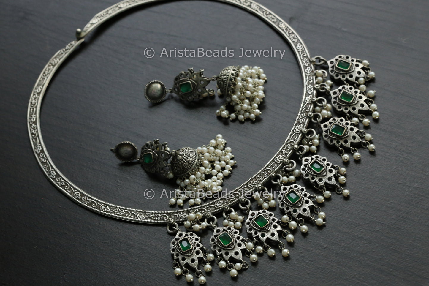 Green Hasli Necklace Set