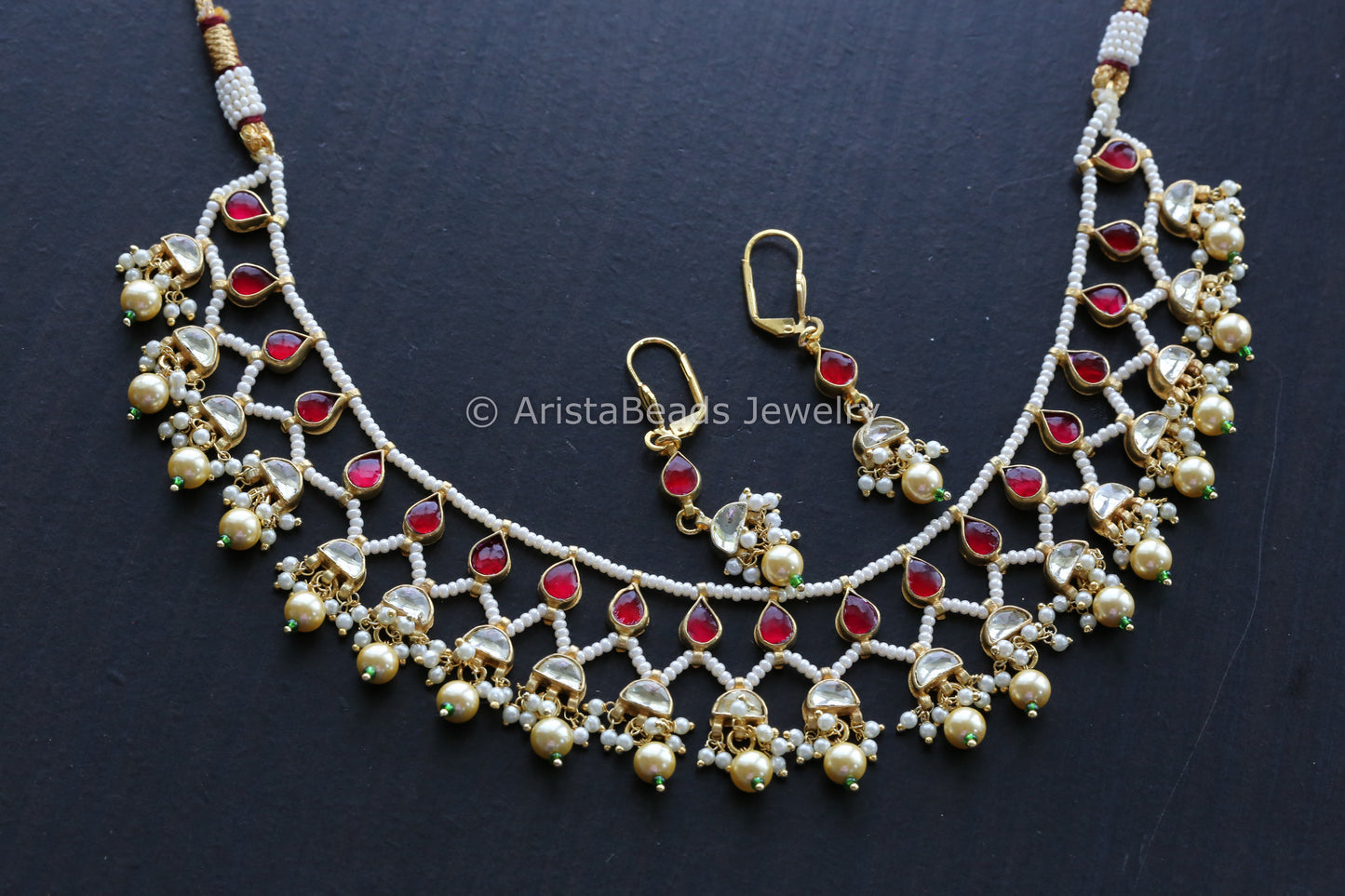 Delicate Pachi Kundan Necklace Set