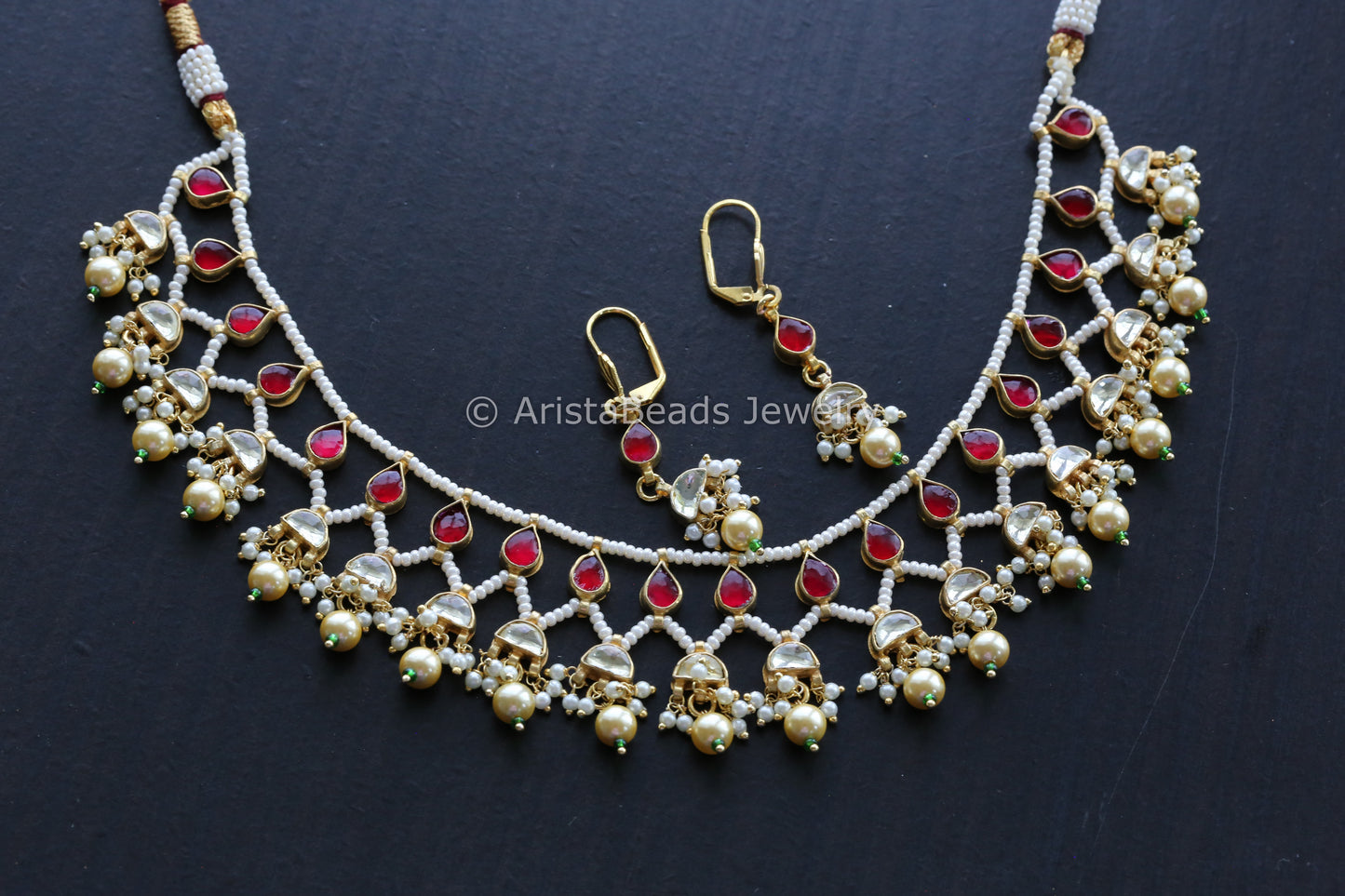 Delicate Pachi Kundan Necklace Set