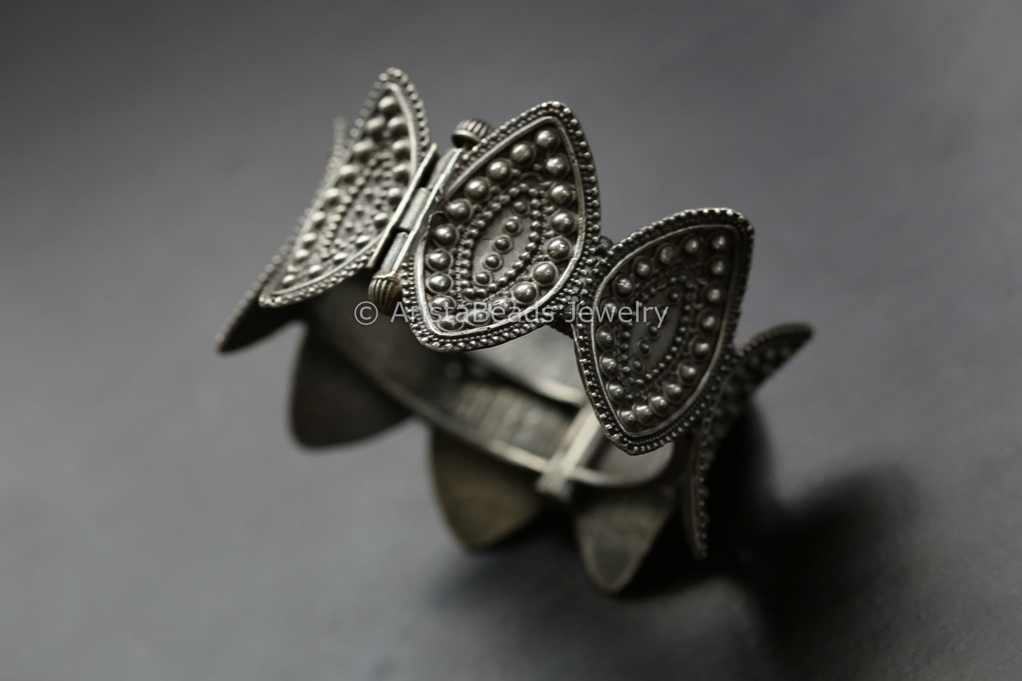 Silver Look Oxidized Bangle