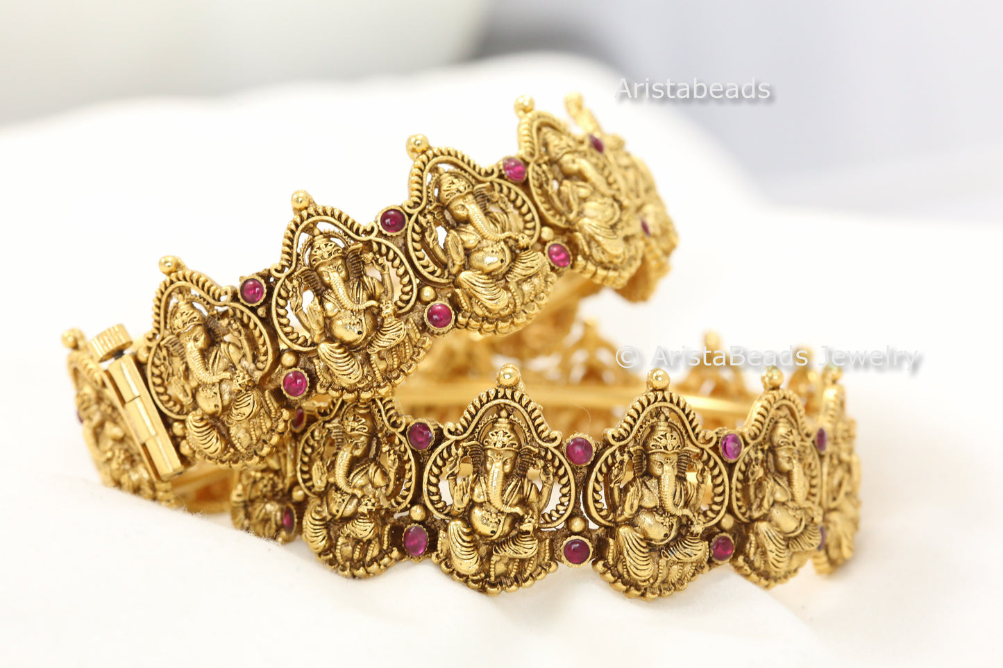 Antique Gold Ganesha Bangle (Openable)