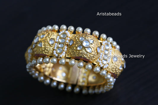Kundan Polki Matt Gold Flexible Bangle