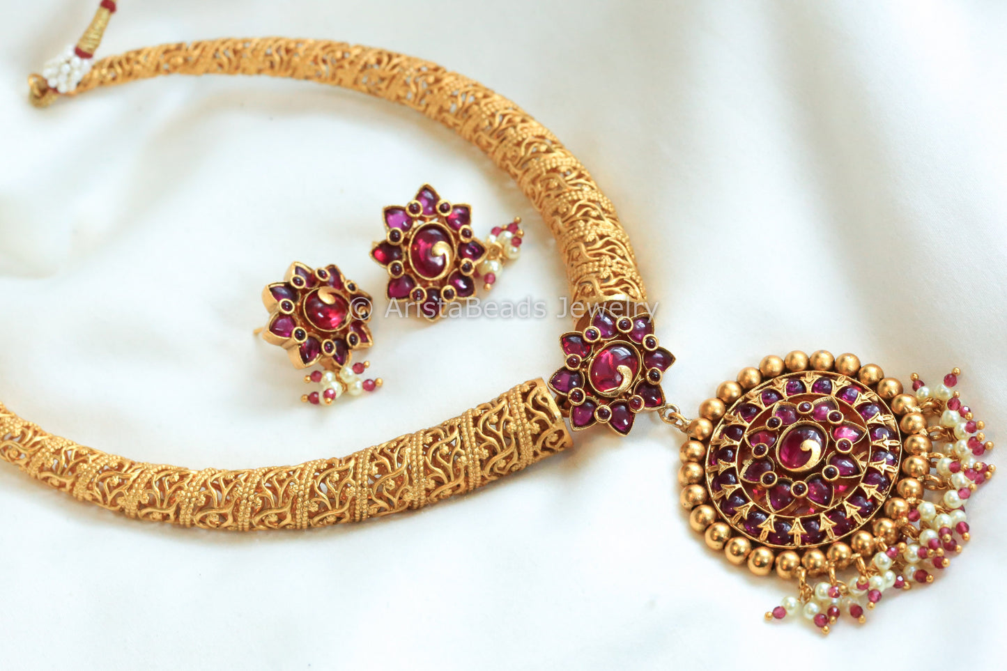 Antique Gold Hasli Necklace Set