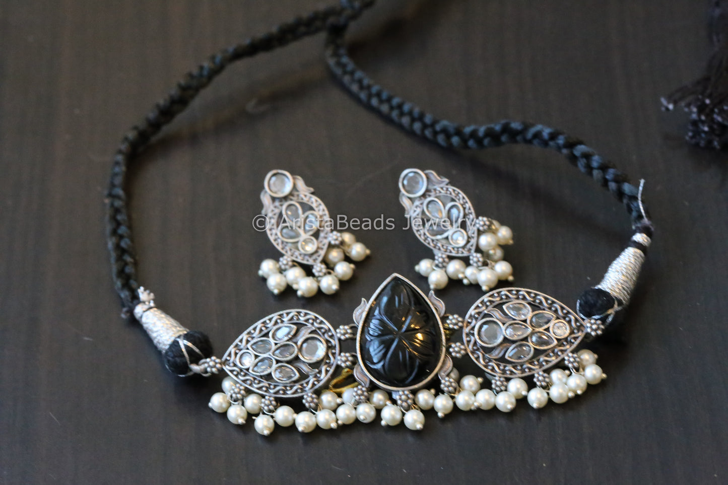 Carved Stone Choker Set - Black