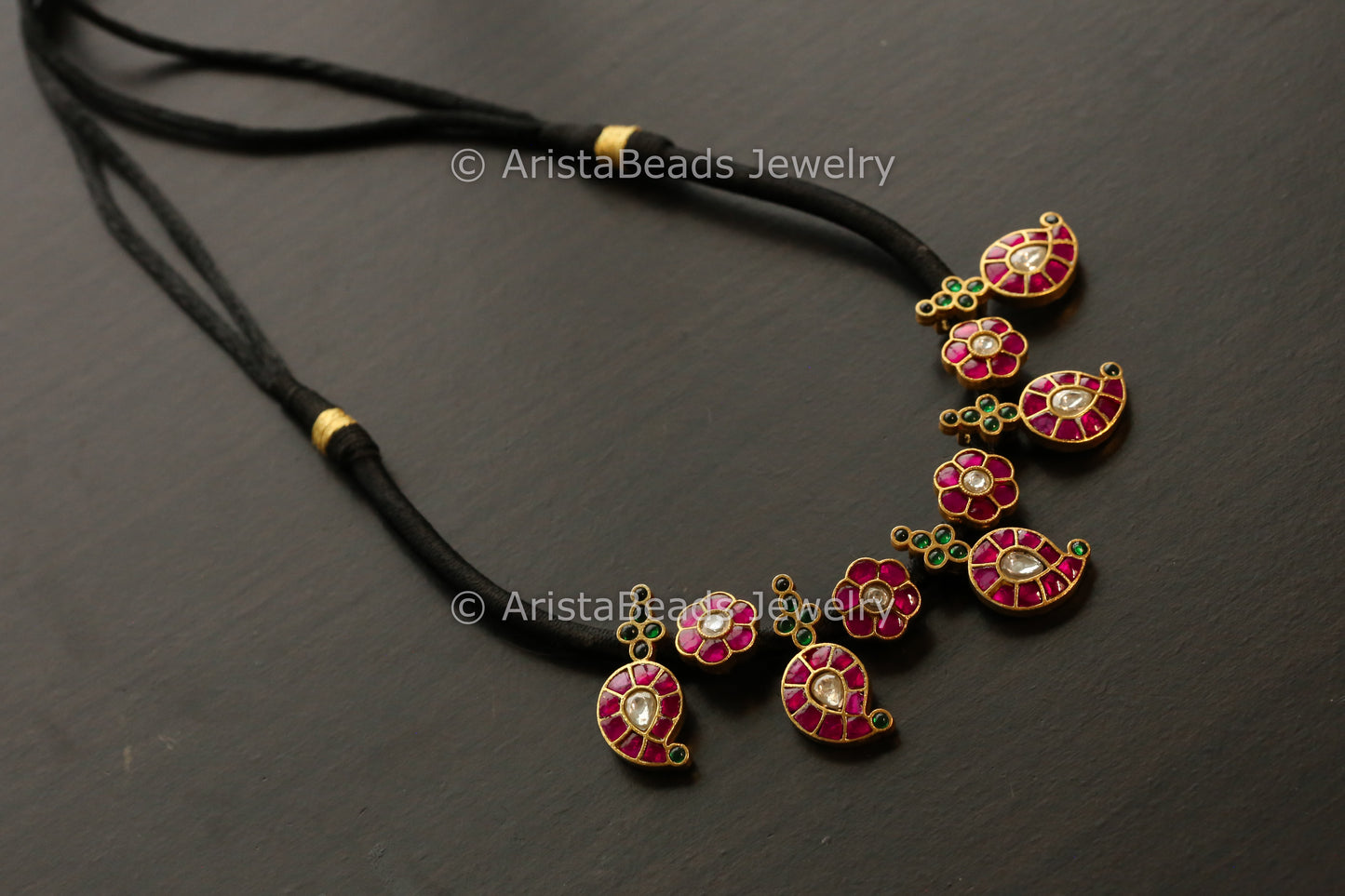 Jadau Kemp Kundan Kanthe Necklace