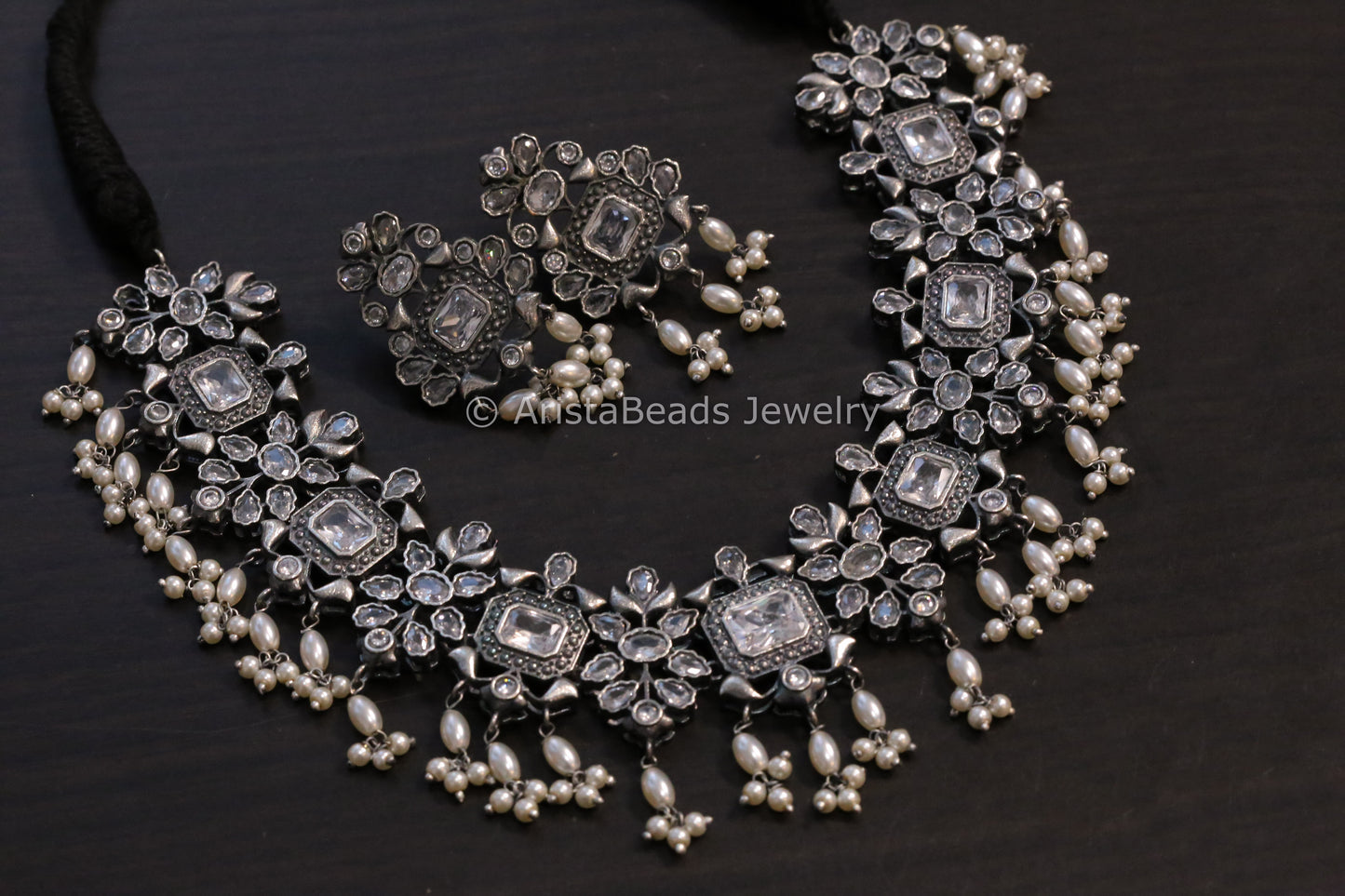 Silver Look Alike Clear Necklace Set