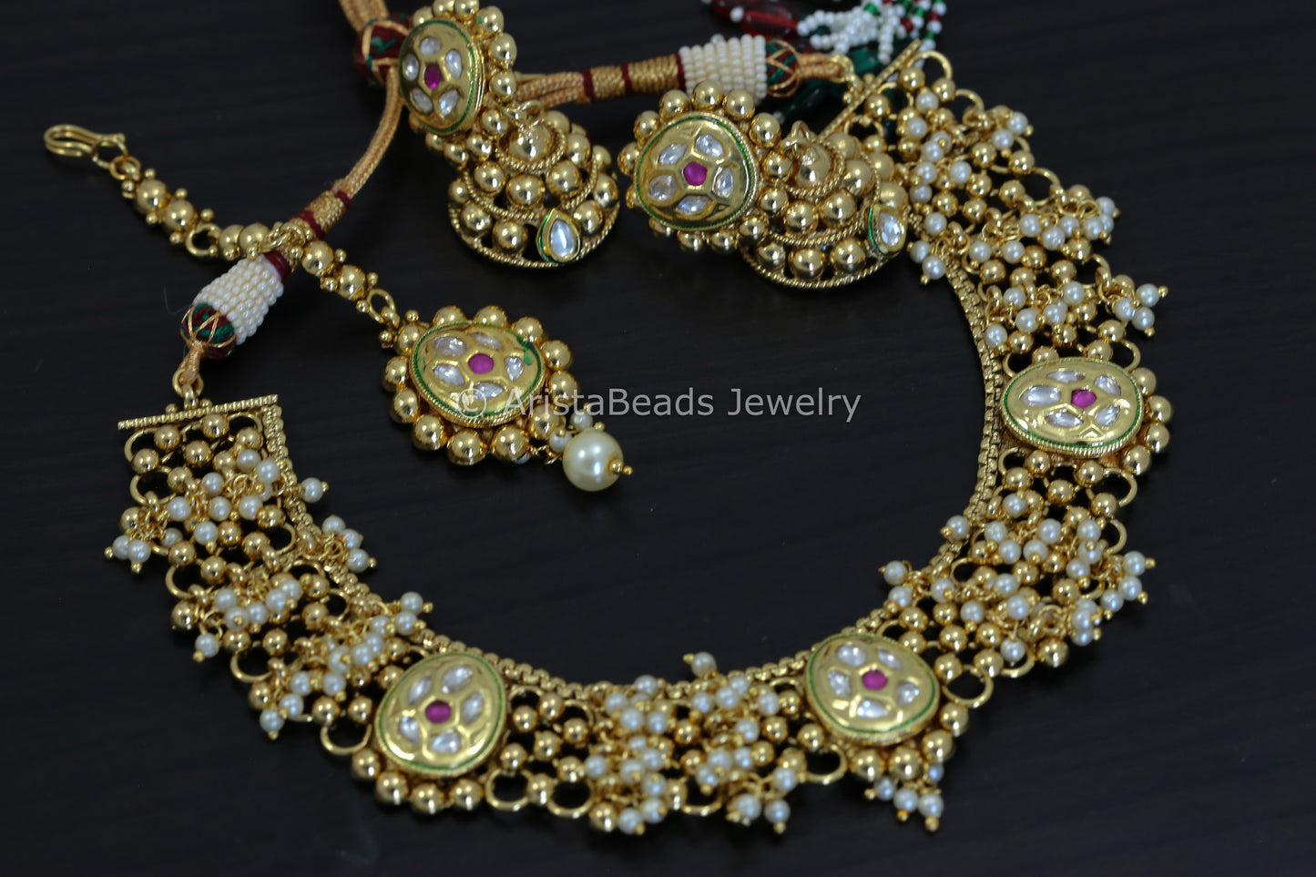 Gold Kundan Necklace Set